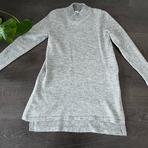 Mock-Neck Long Shirt - Picture 3 of 3